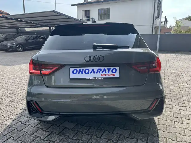 Audi A1 view 6