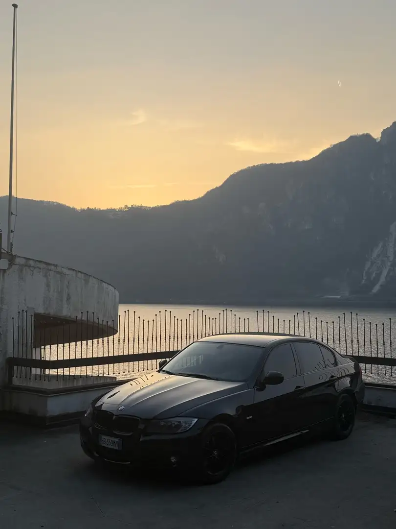 BMW 320 320 e90 - 1