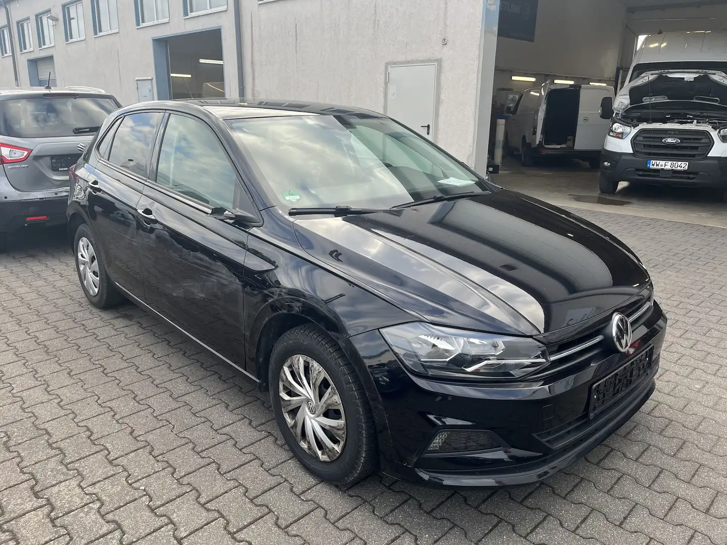 Volkswagen Polo Comfortline 1.0 Benzin, Klima, Navi Nero - 2