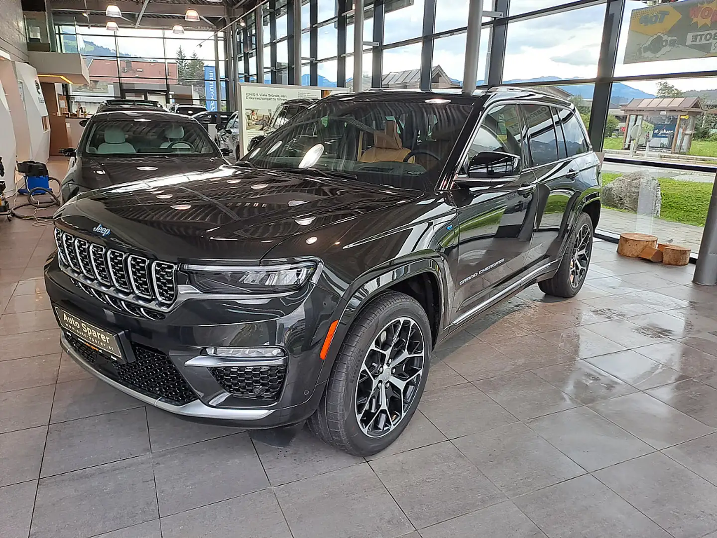 Jeep Grand Cherokee 2.0 PHEV 13,3kWh 380 PS AT 4xe Summit Reserve Bruin - 1