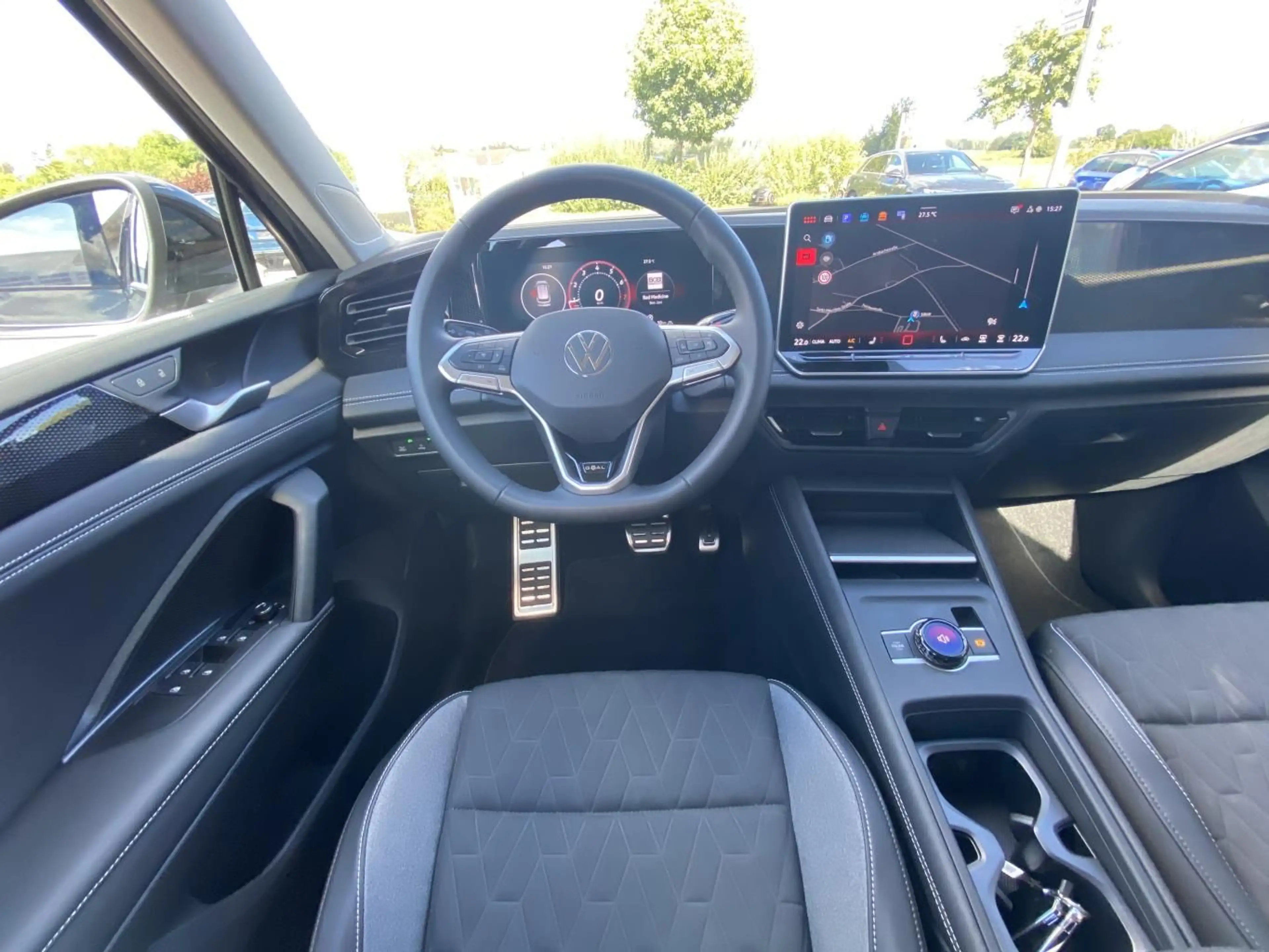 Volkswagen Tiguan 1.5 eTSI DSG GOAL AHK+APP-CONNECT+ACTIVE- — photo 12