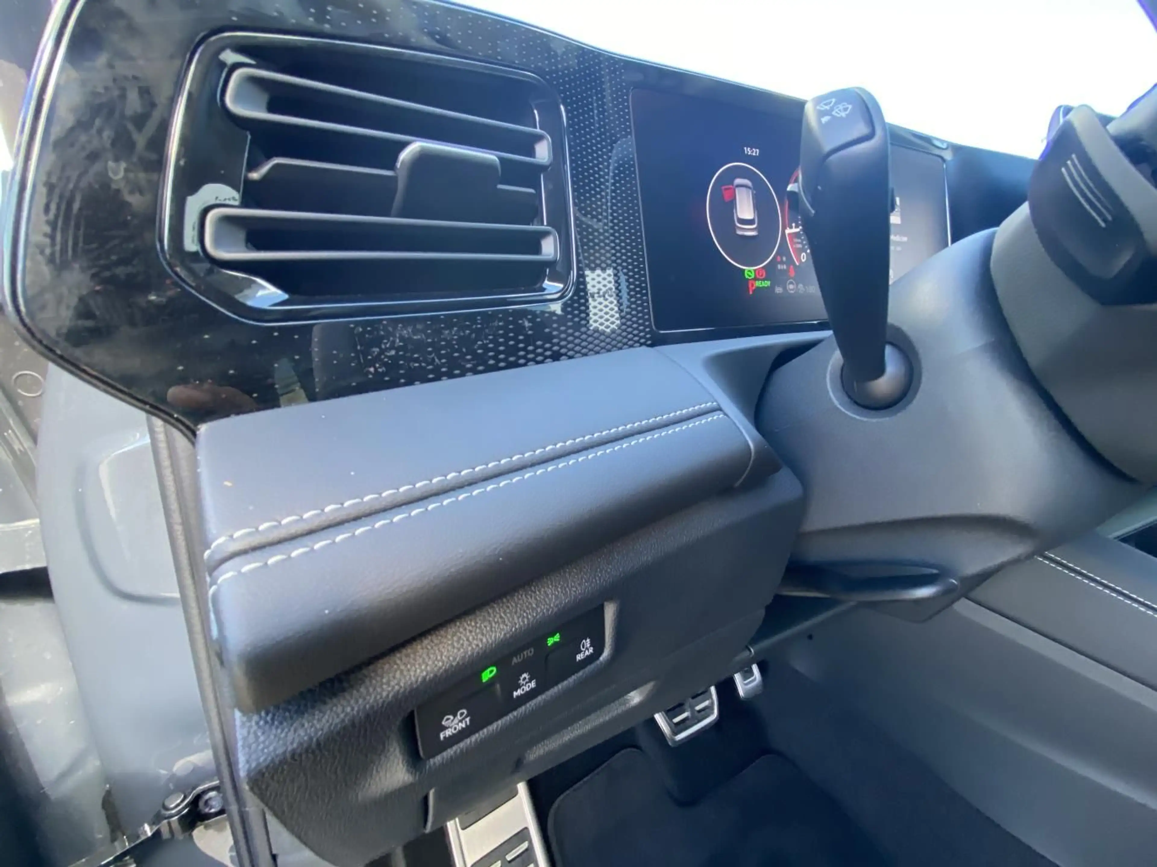 Volkswagen Tiguan 1.5 eTSI DSG GOAL AHK+APP-CONNECT+ACTIVE- — photo 9