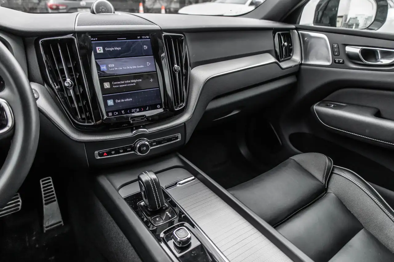 Volvo XC60 снимка Volvo XC60