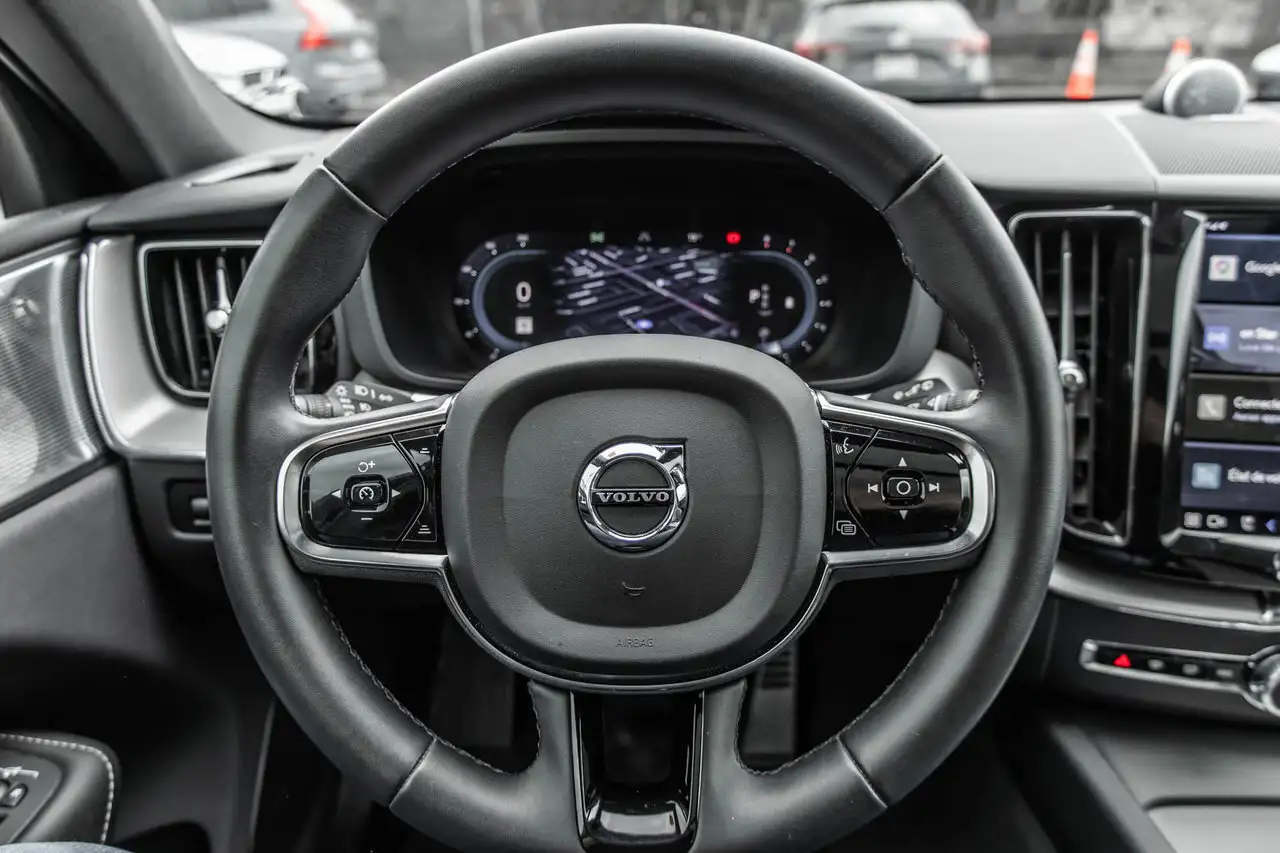 Volvo XC60 снимка Volvo XC60