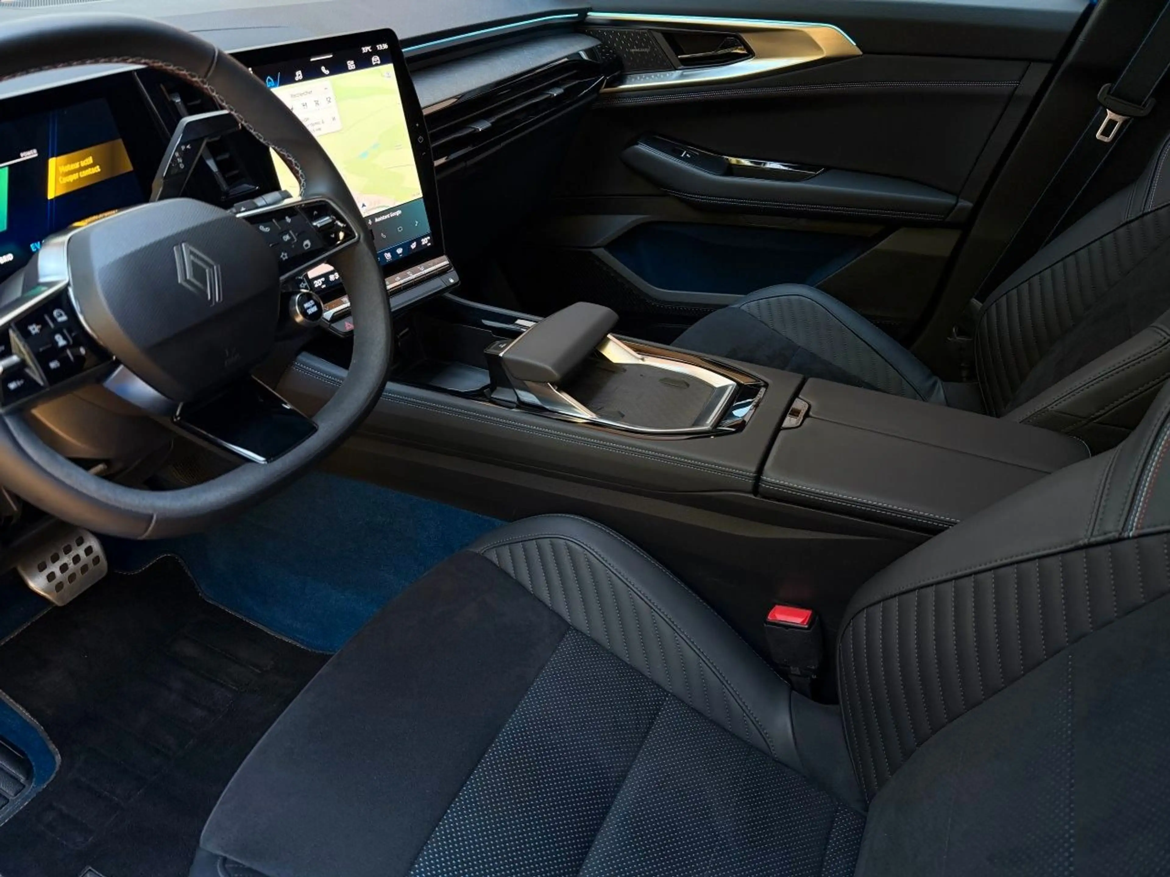 Renault Rafale 300 E-Tech Atelier Alpine,Harman,Solarbay — photo 10