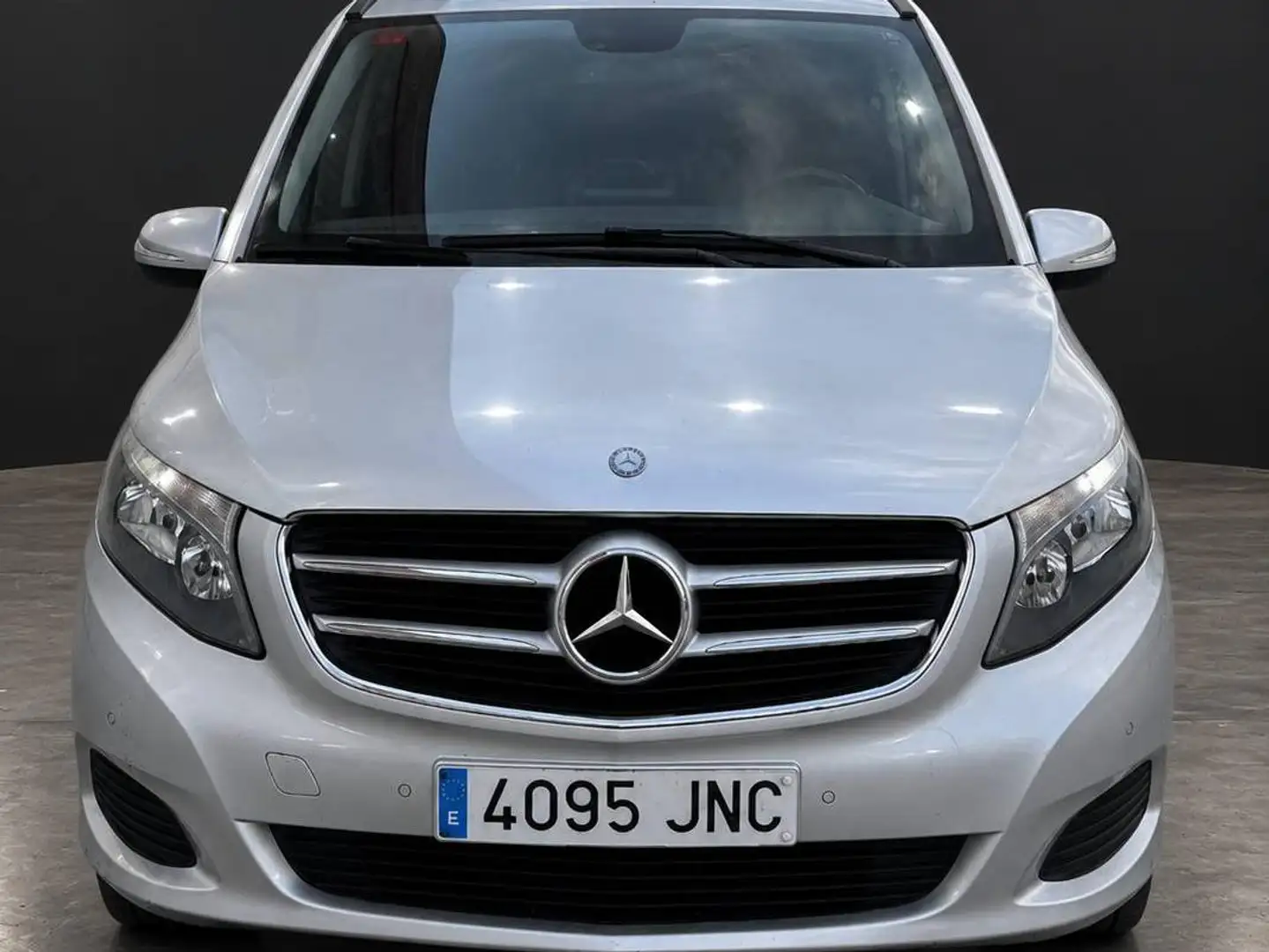 Mercedes-Benz Vito Vito Mixto 116CDI Larga Plateado - 2