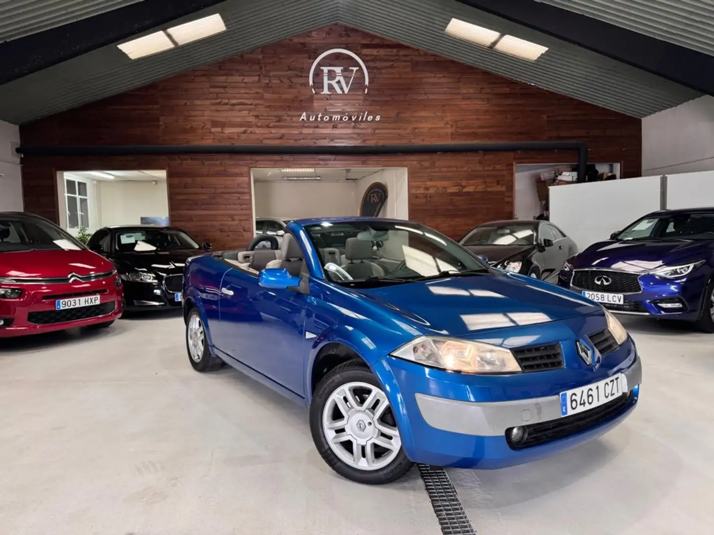 Renault Megane 1.9DCi Confort Dynamique Azul - 2