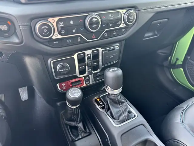Jeep Wrangler view 18