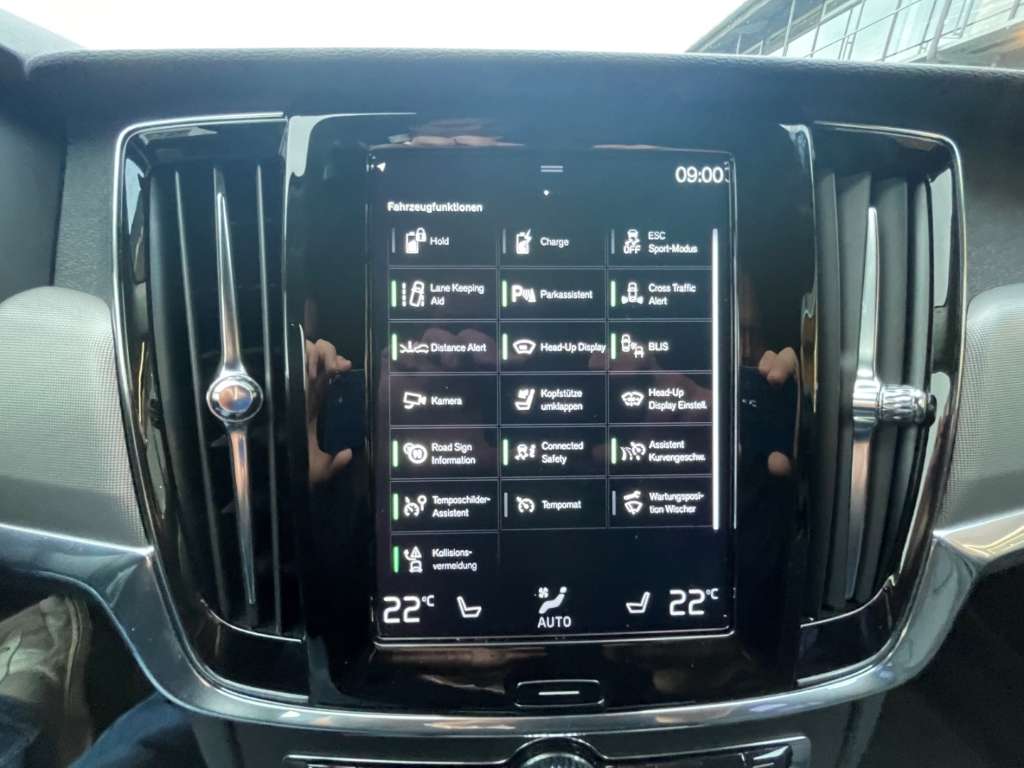 Volvo V90