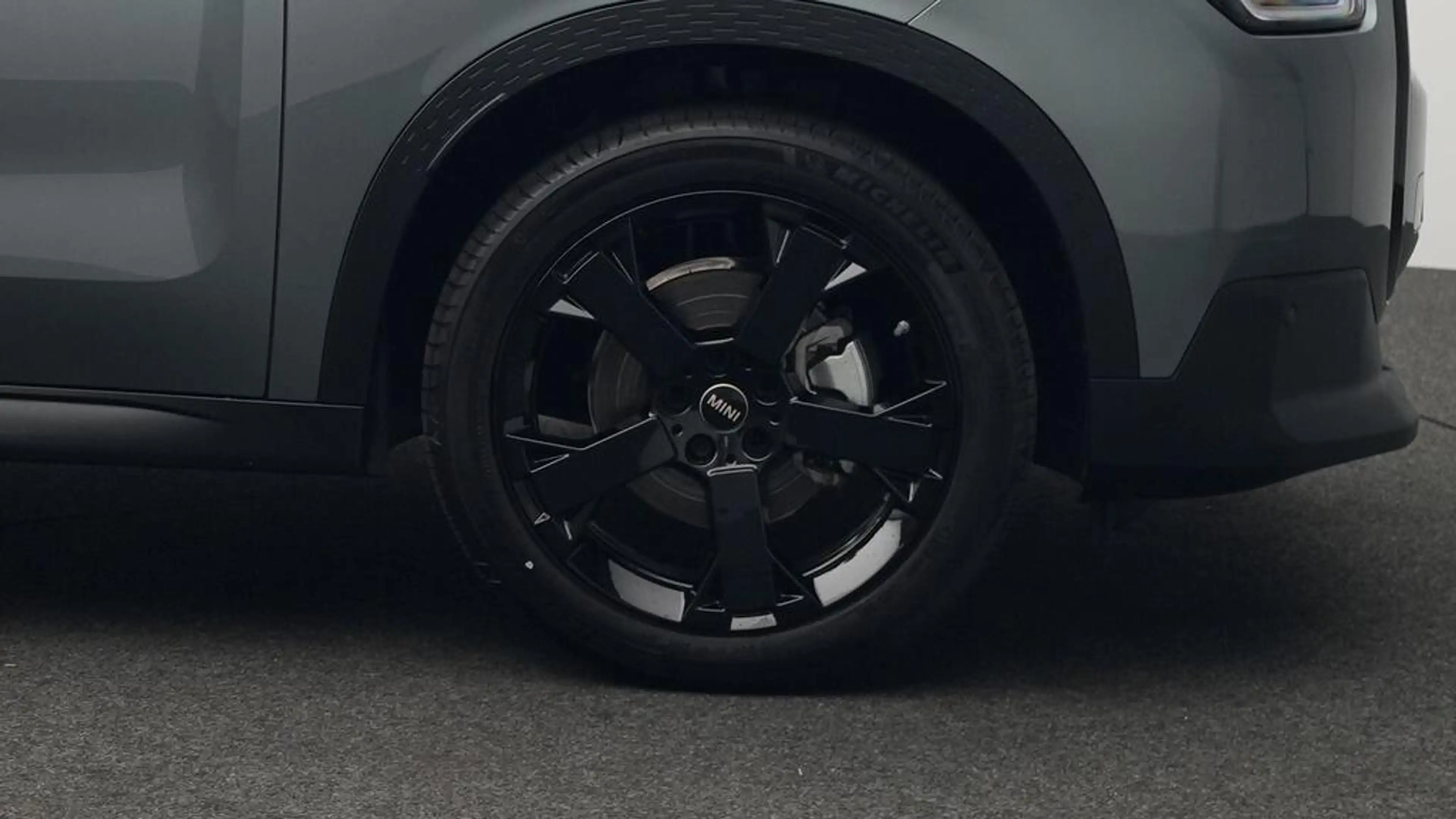 MINI Countryman D Classic Trim — photo 10