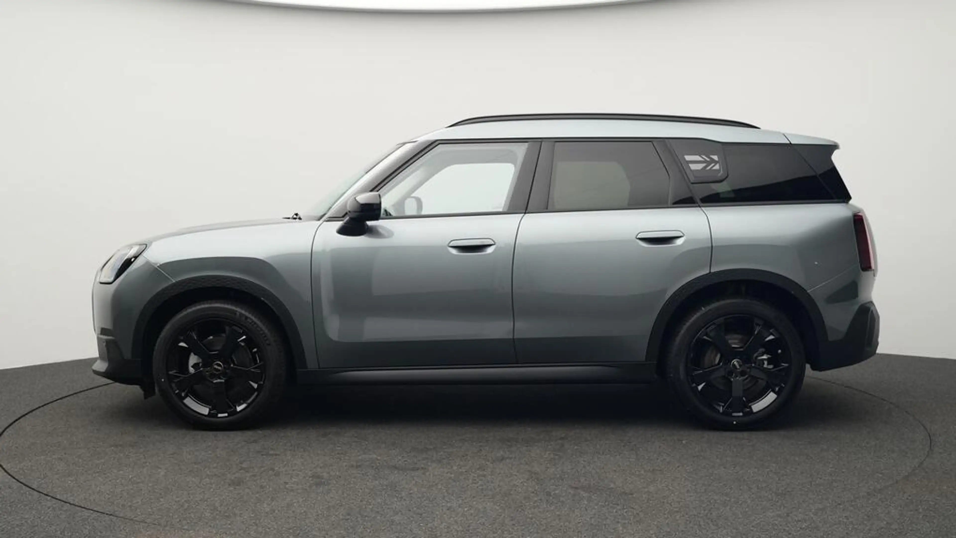 MINI Countryman D Classic Trim — photo 3