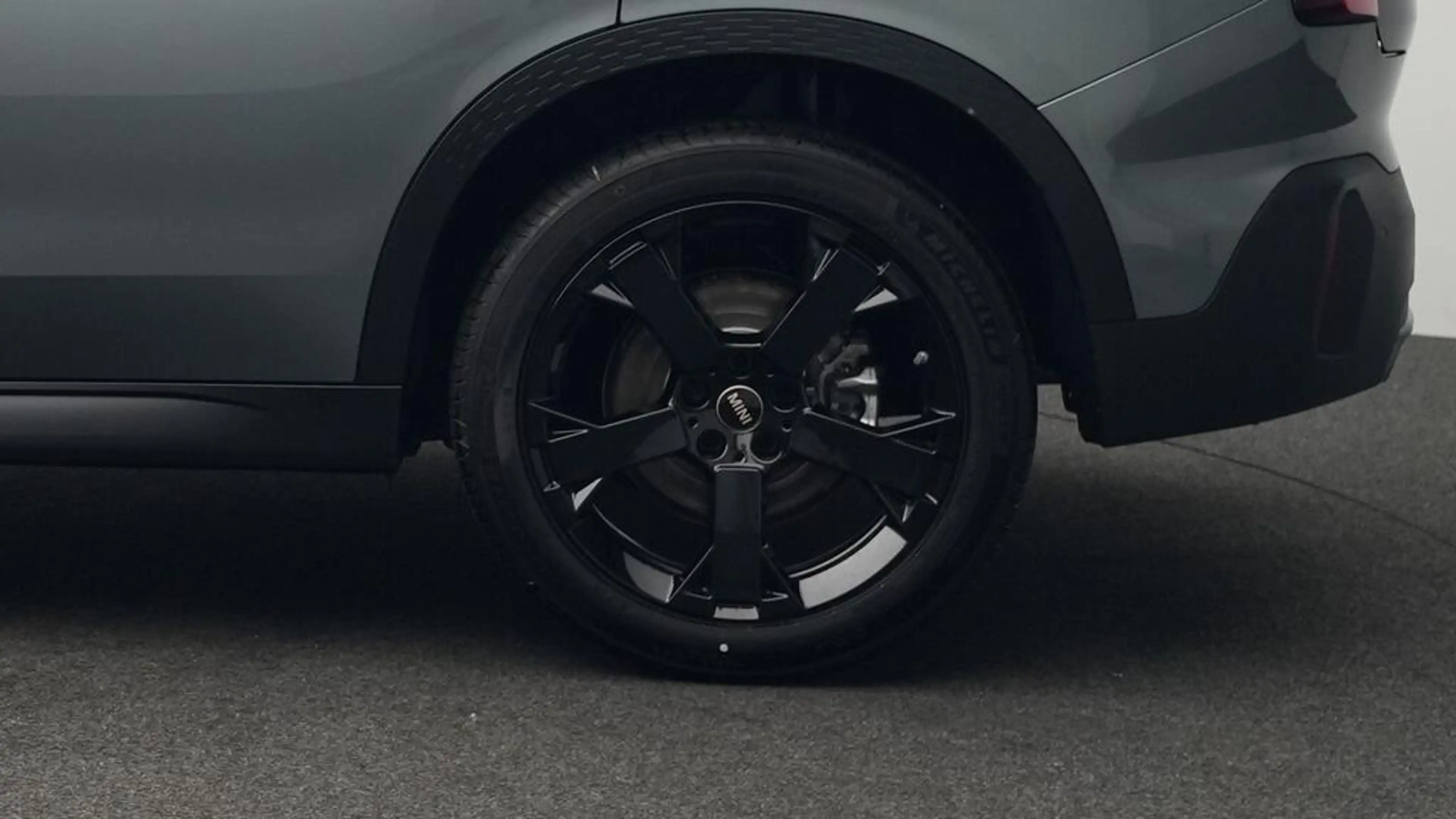 MINI Countryman D Classic Trim — photo 9