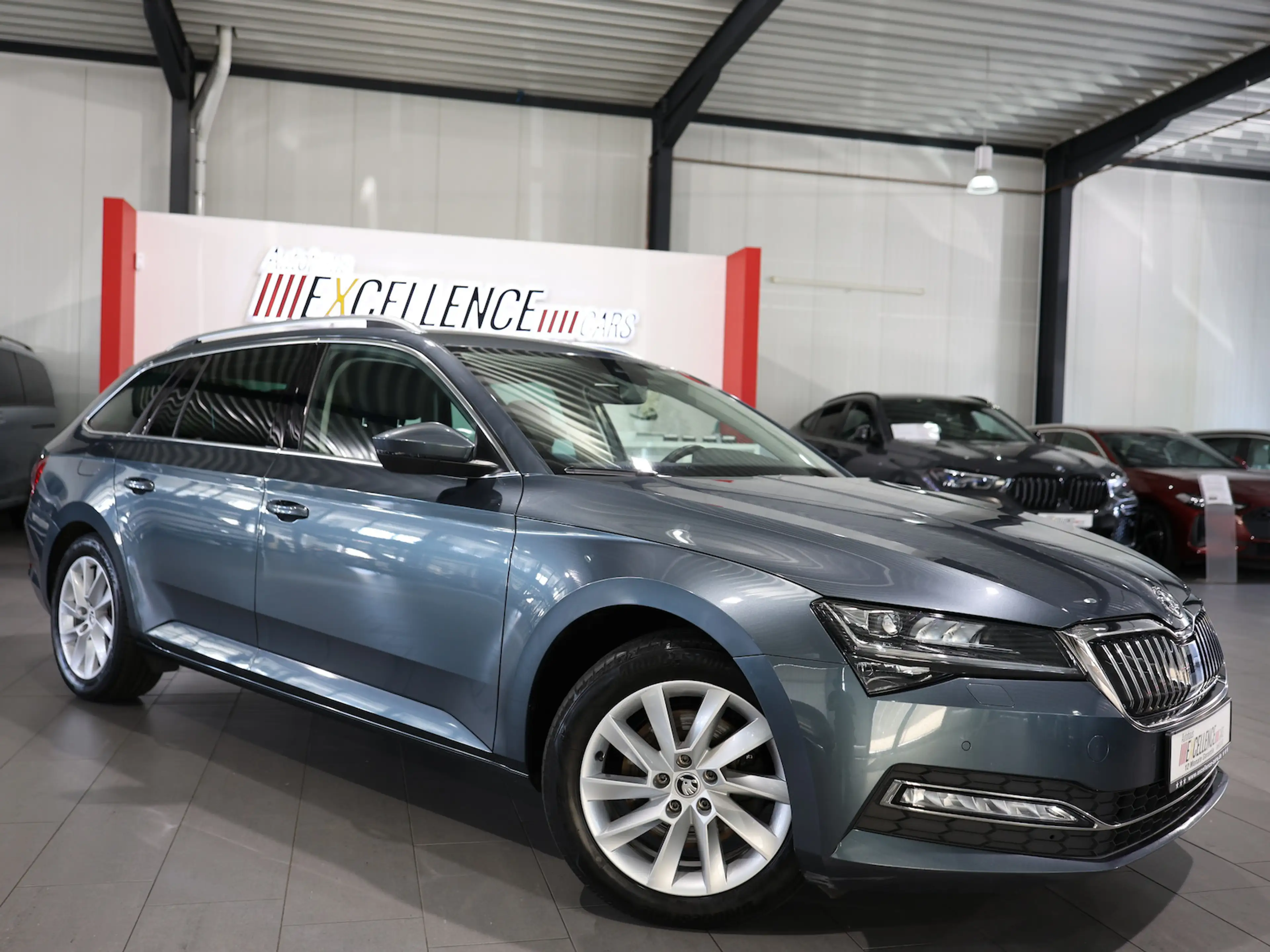 Skoda Superb Combi 2.0 TDI DSG 4x4 STYLE / MATRIX-LED — photo 3