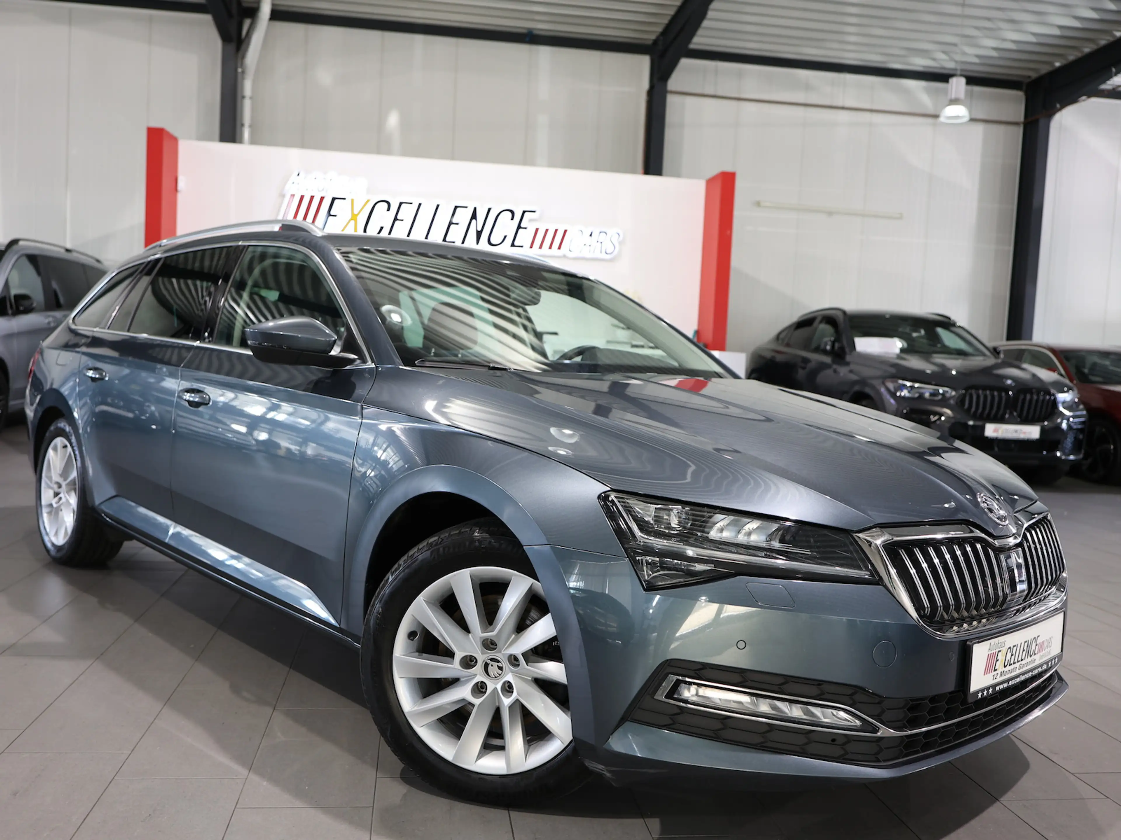 Skoda Superb Combi 2.0 TDI DSG 4x4 STYLE / MATRIX-LED — photo 2