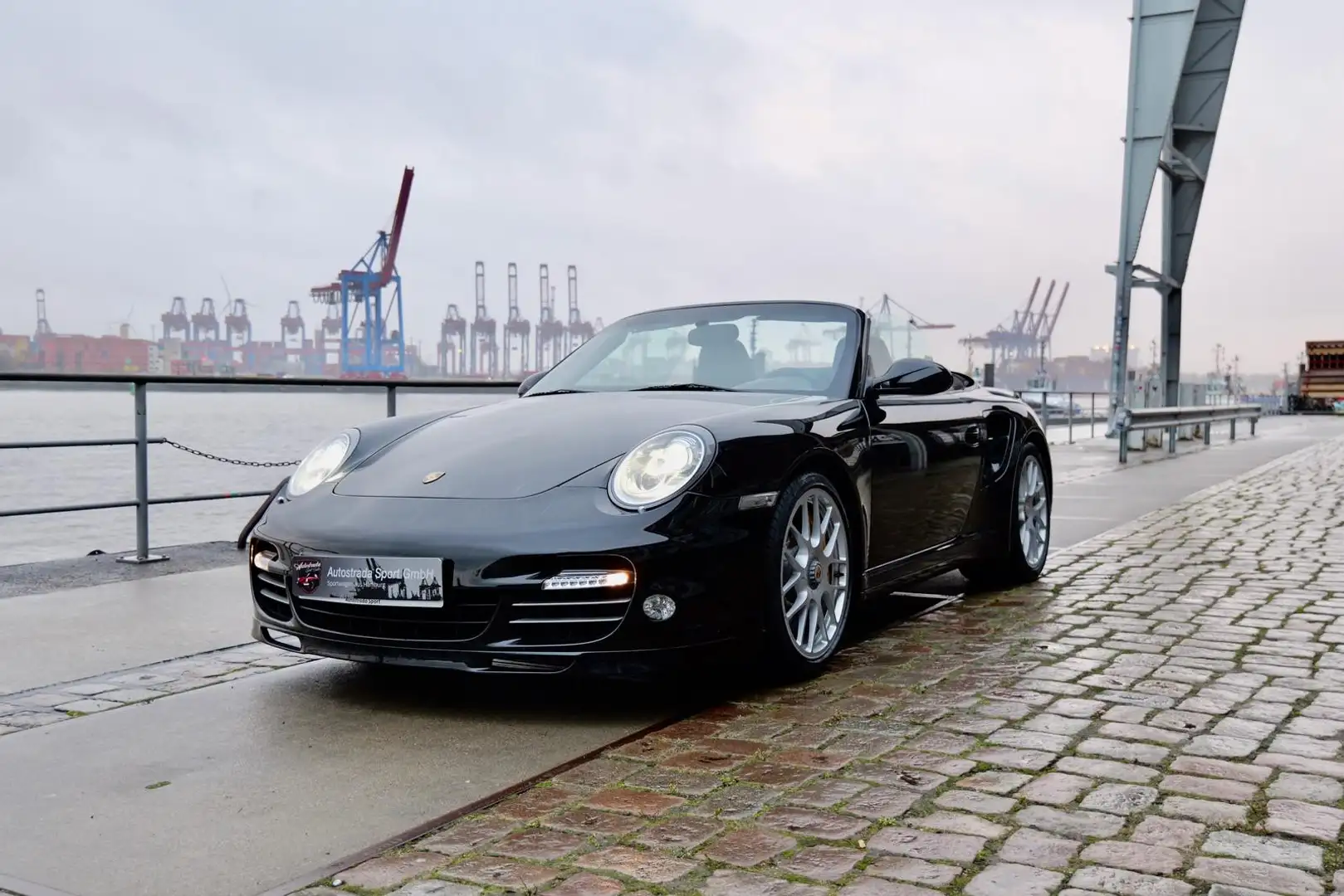 Porsche 997 Turbo S Cabrio Noir - 1