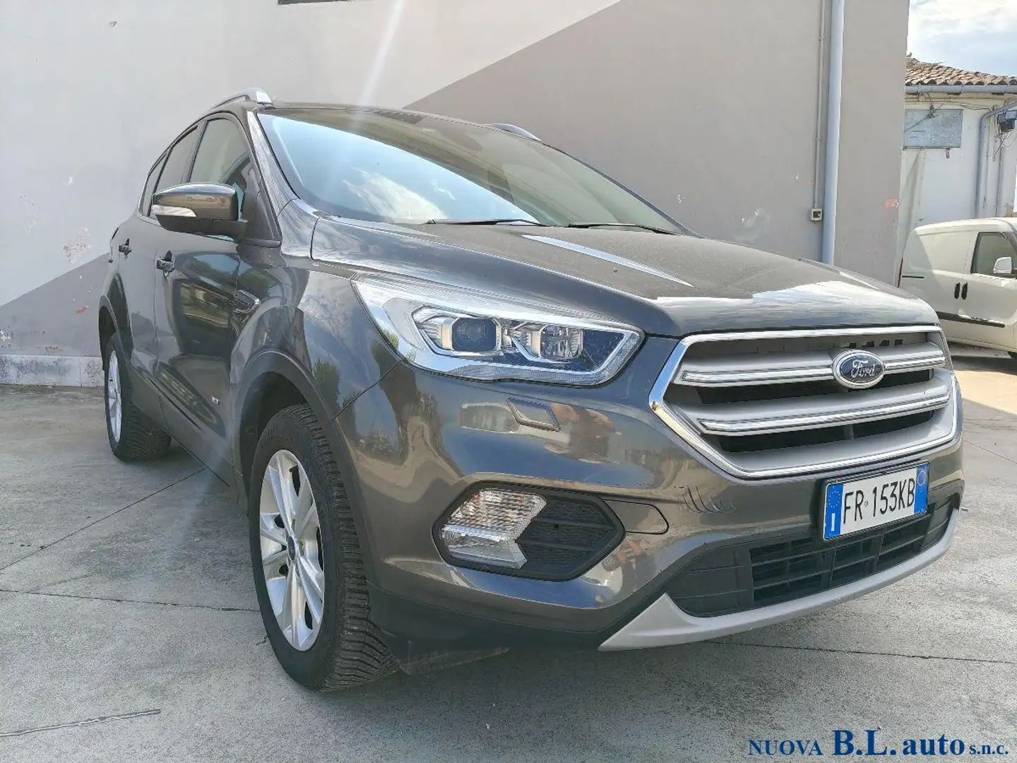 Ford Kuga 2.0 tdci Titanium s&s awd 150cv powershift my18 Grigio - 2