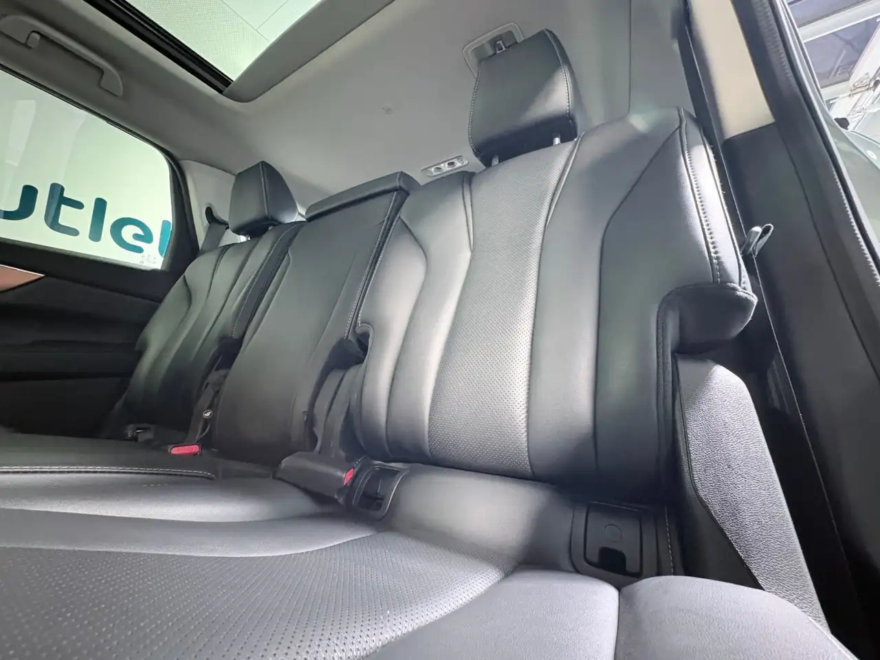 Acura MDX снимка Acura MDX