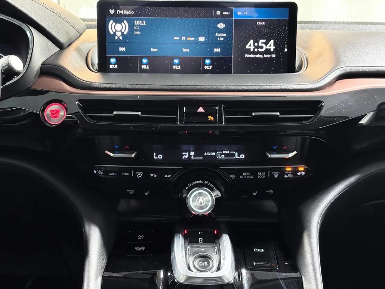 Acura MDX снимка Acura MDX