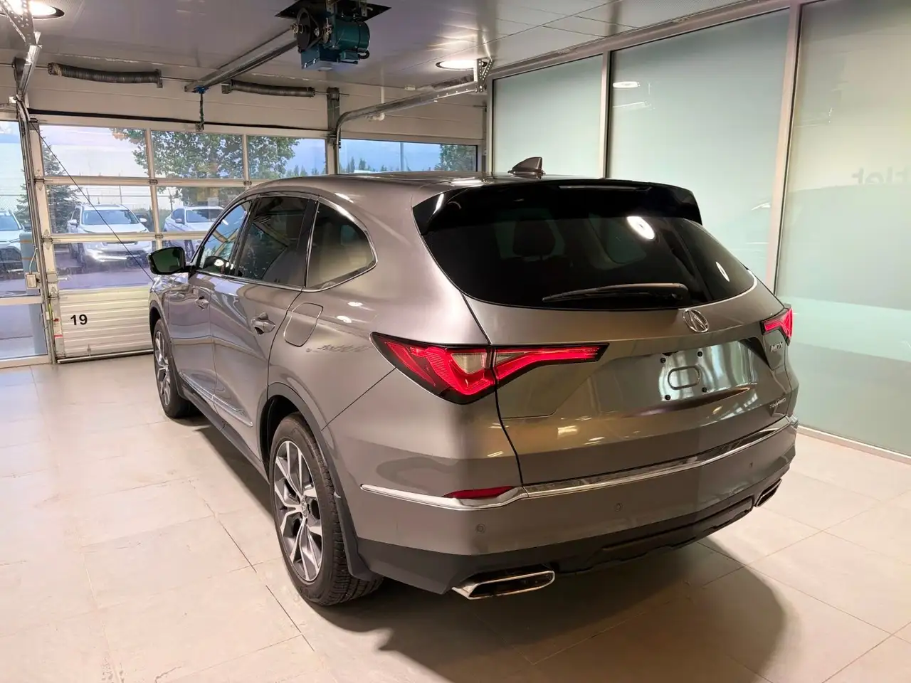 Acura MDX снимка Acura MDX