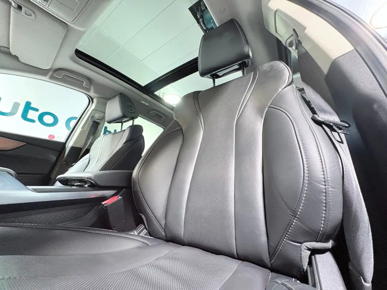 Acura MDX снимка Acura MDX