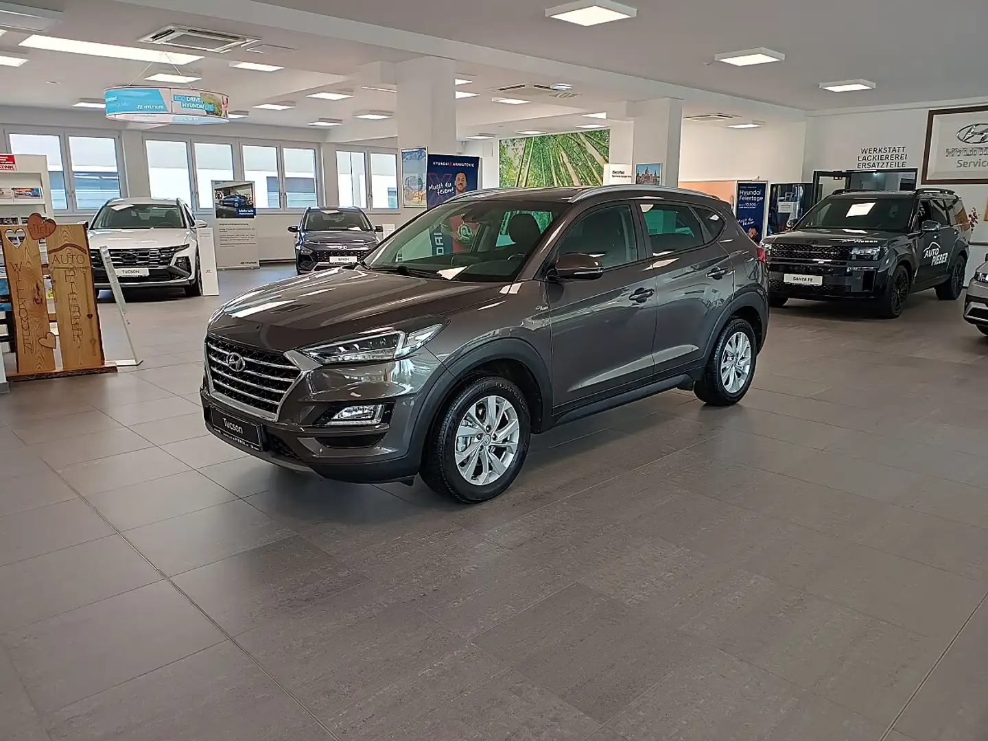 Hyundai TUCSON Tucson 1,6 T-GDI 4WD Level 4 DCT *LED*Navi*Klima* Grau - 2