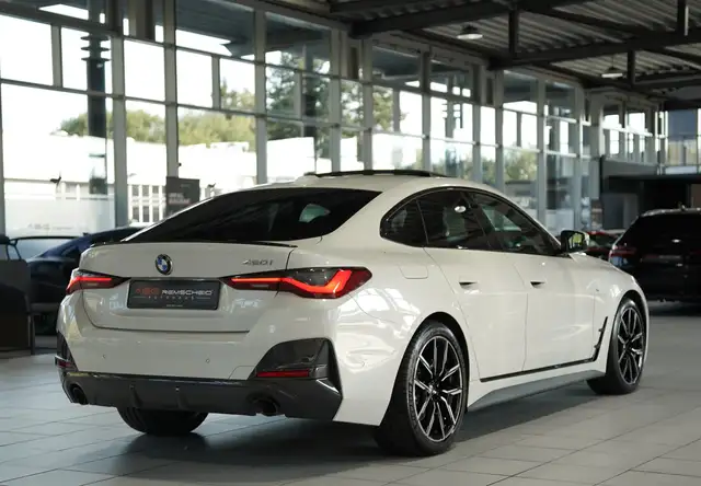 BMW M view 8