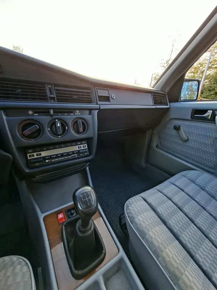 Mercedes-Benz 190 D, foto 9