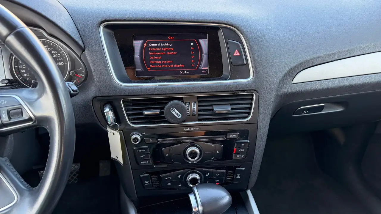 Audi Q5 снимка Audi Q5