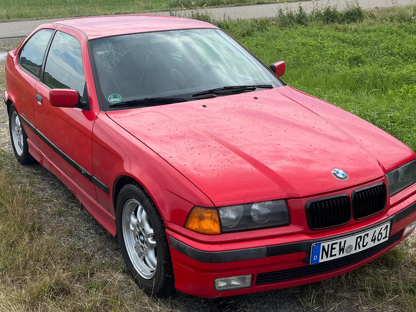 BMW 318 3er 318ti compact Červená - 1