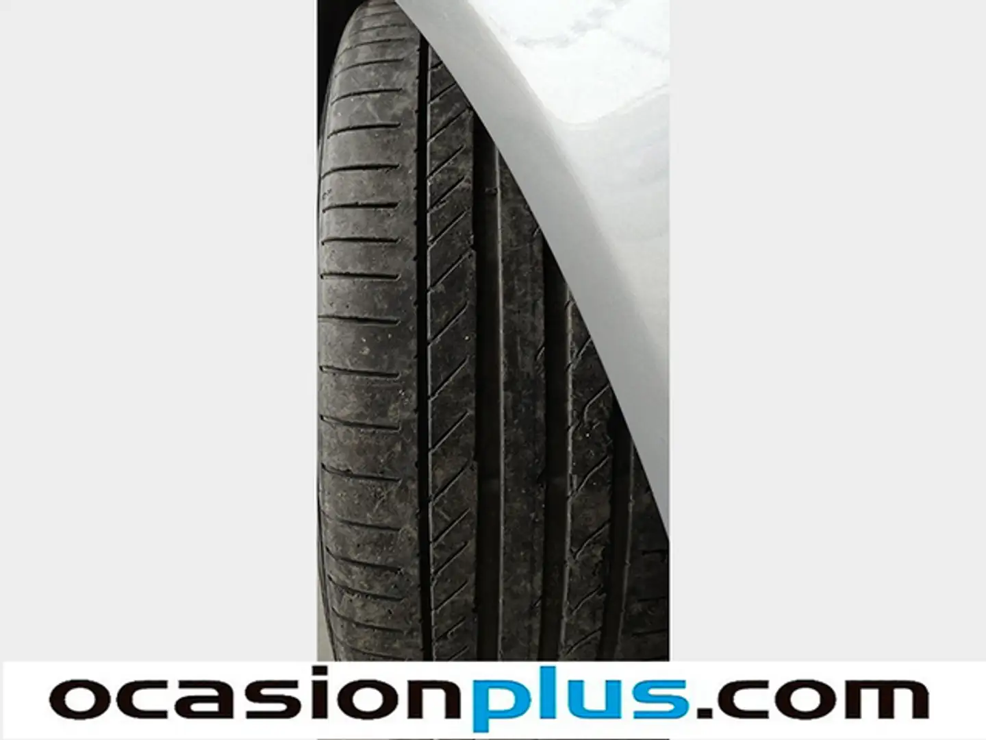 Mercedes-Benz CLS 350 BE (4.75) Aut. Plateado - 2