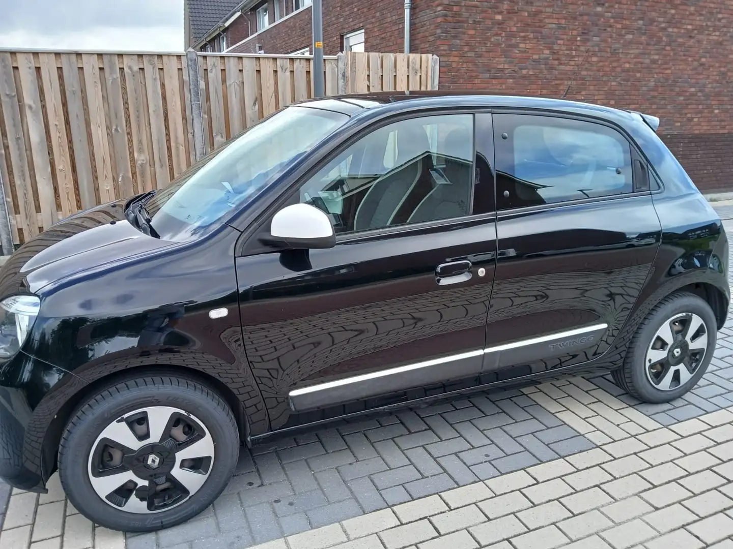 Renault Twingo Twingo 1.0 SCe Collection Zwart - 1