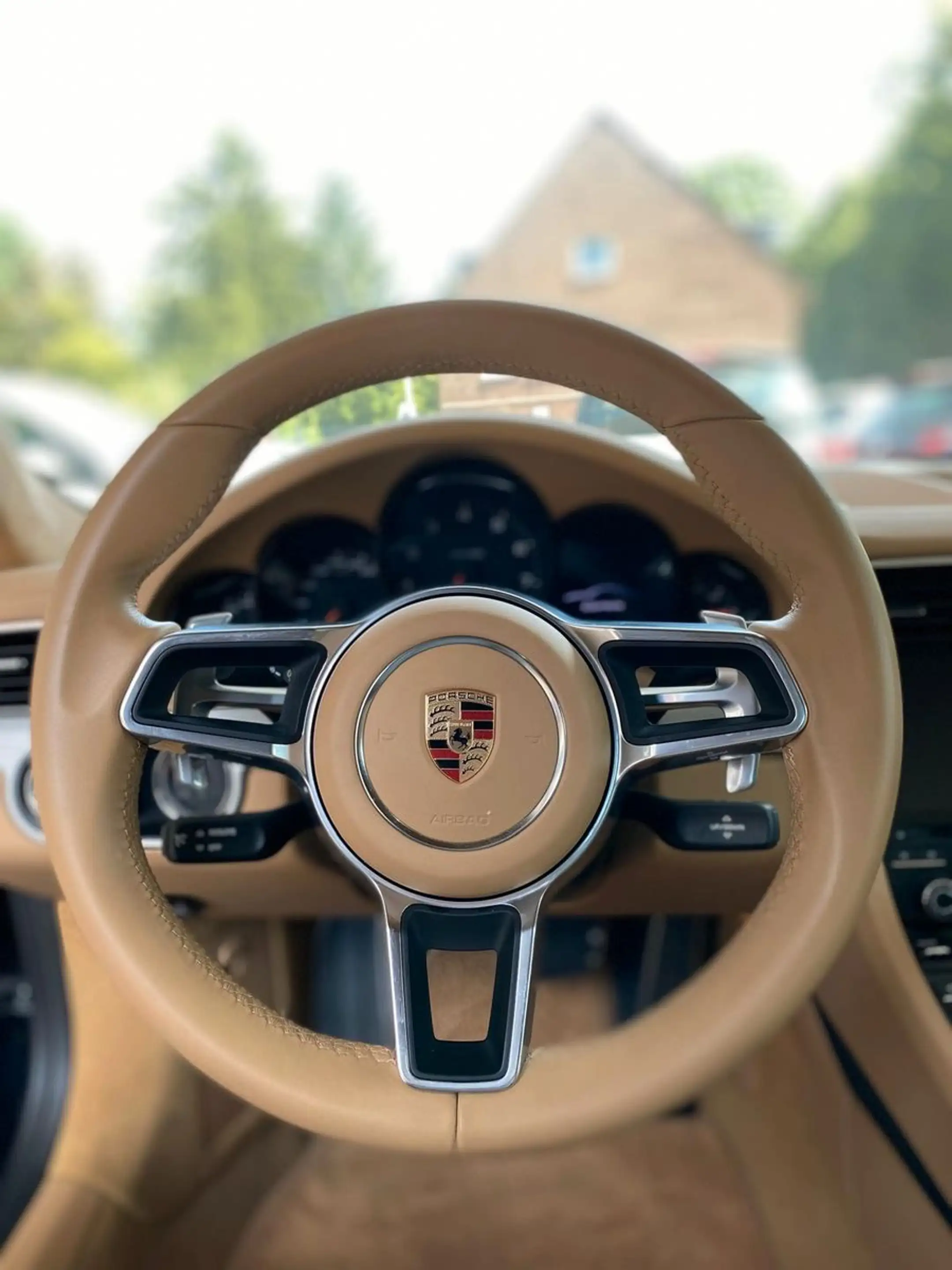 Porsche 911 Carrera — photo 14