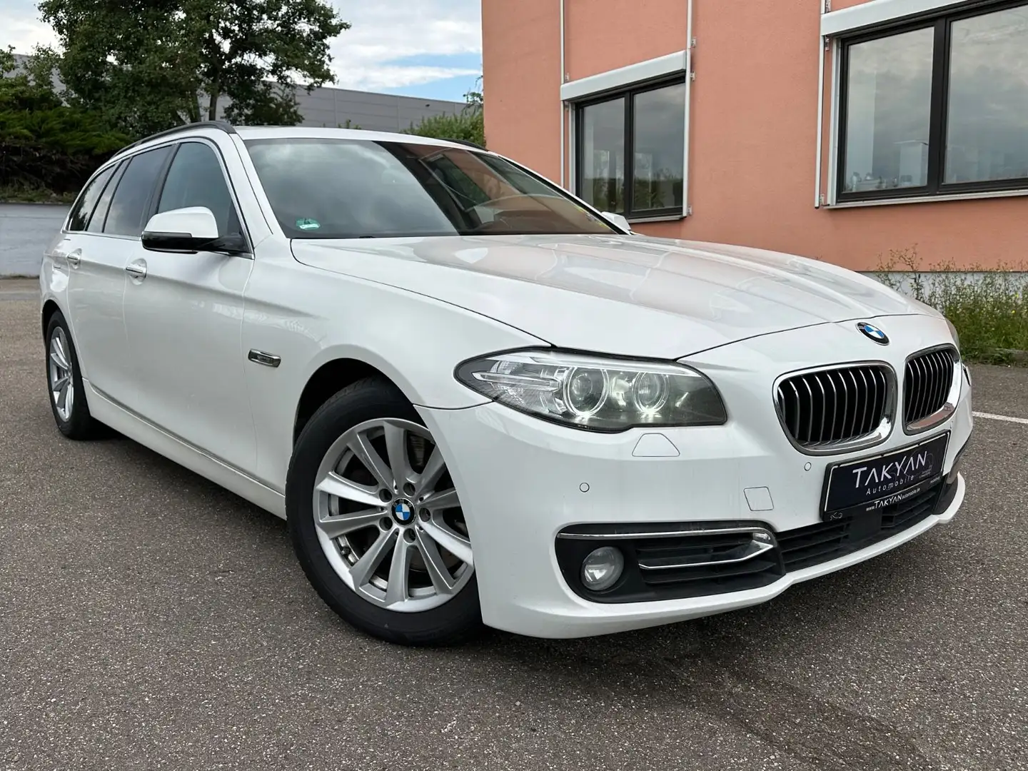 BMW 535 d /Luxury /PANO /NAVI Biały - 1