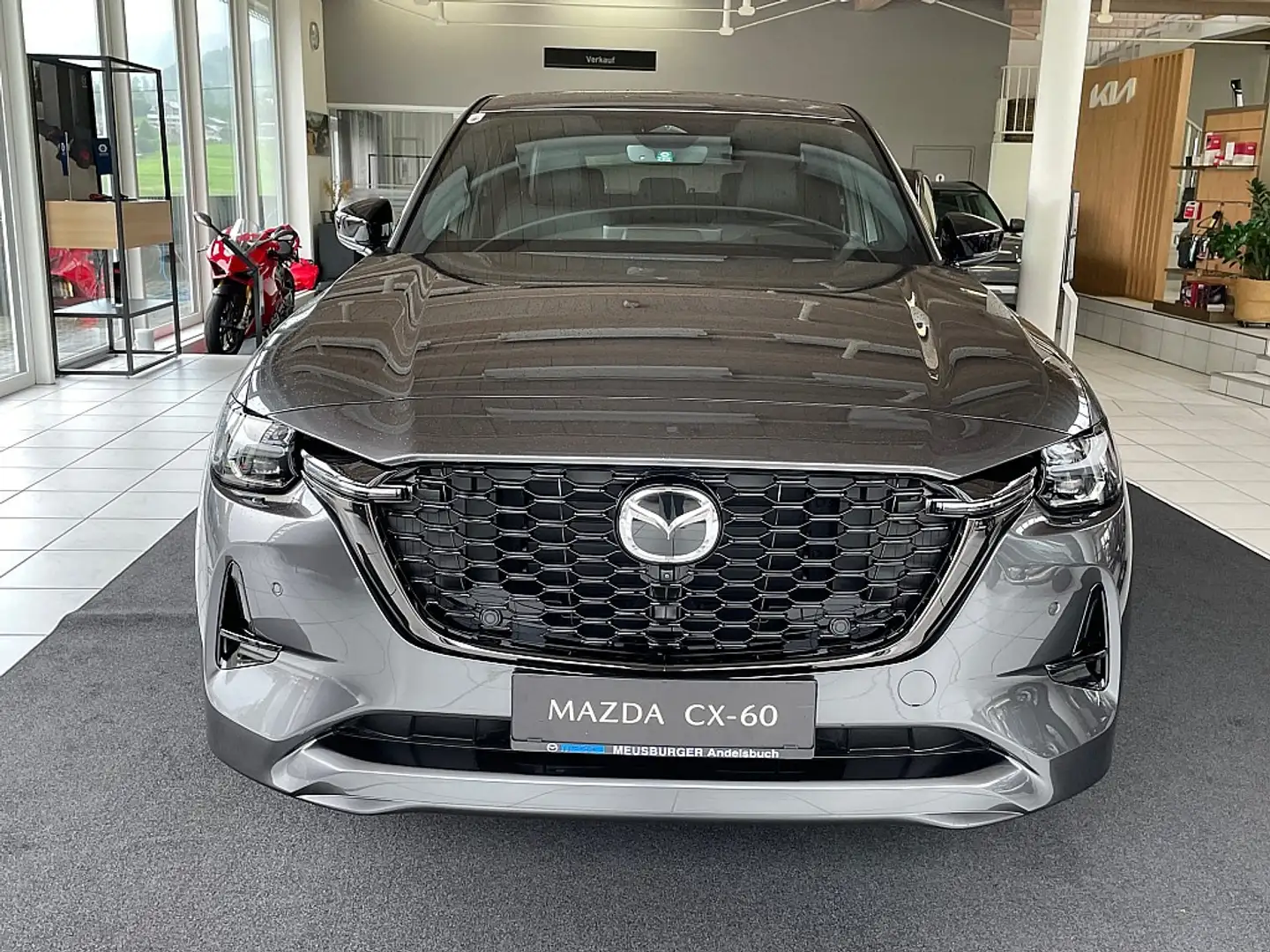 Mazda CX-60 2.5L e-SKYACTIV PHEV AWD HOMURA Aut. PANORAMA Grau - 2