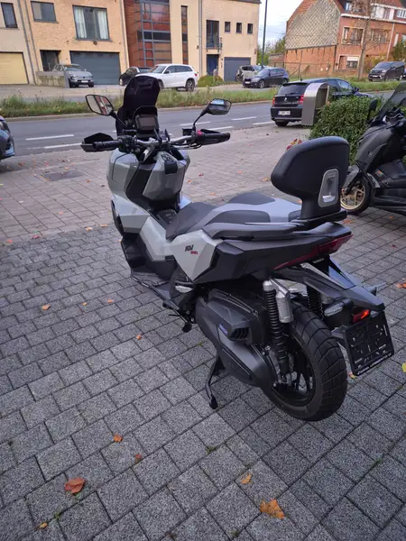 Honda ADV 350 - foto 4