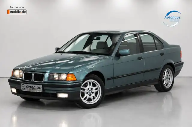 BMW I view 3