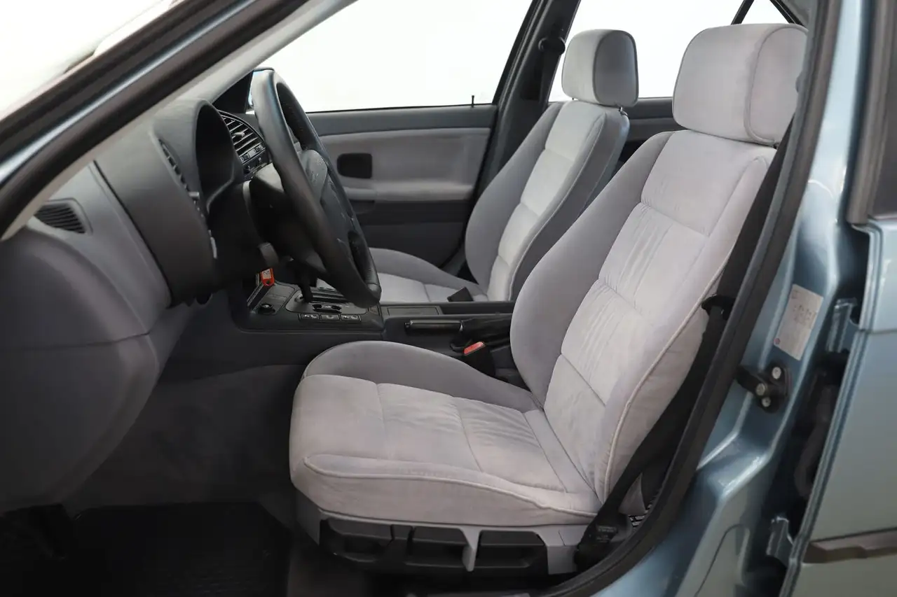 BMW 320 i 150PS R6 Automatik Klima OLDTIMER H-Kennz., foto 9