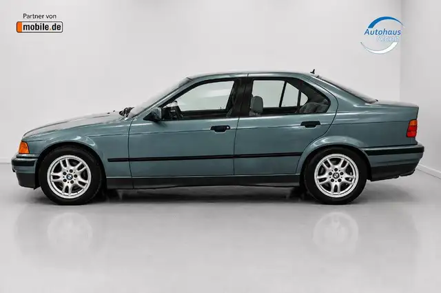 BMW I view 4