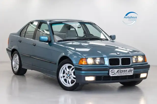 BMW I main image