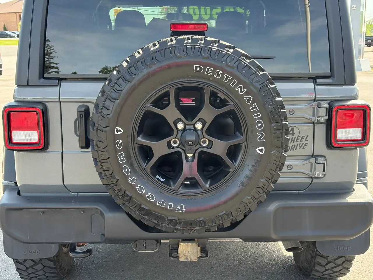 Jeep Wrangler снимка Jeep Wrangler