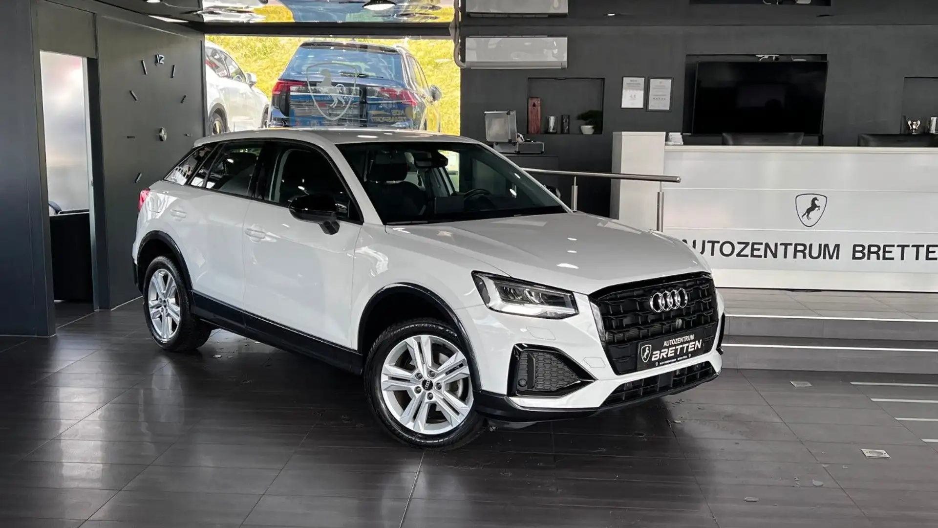 Audi Q2 30 TDI advanced LED*PDC Weiß - 1