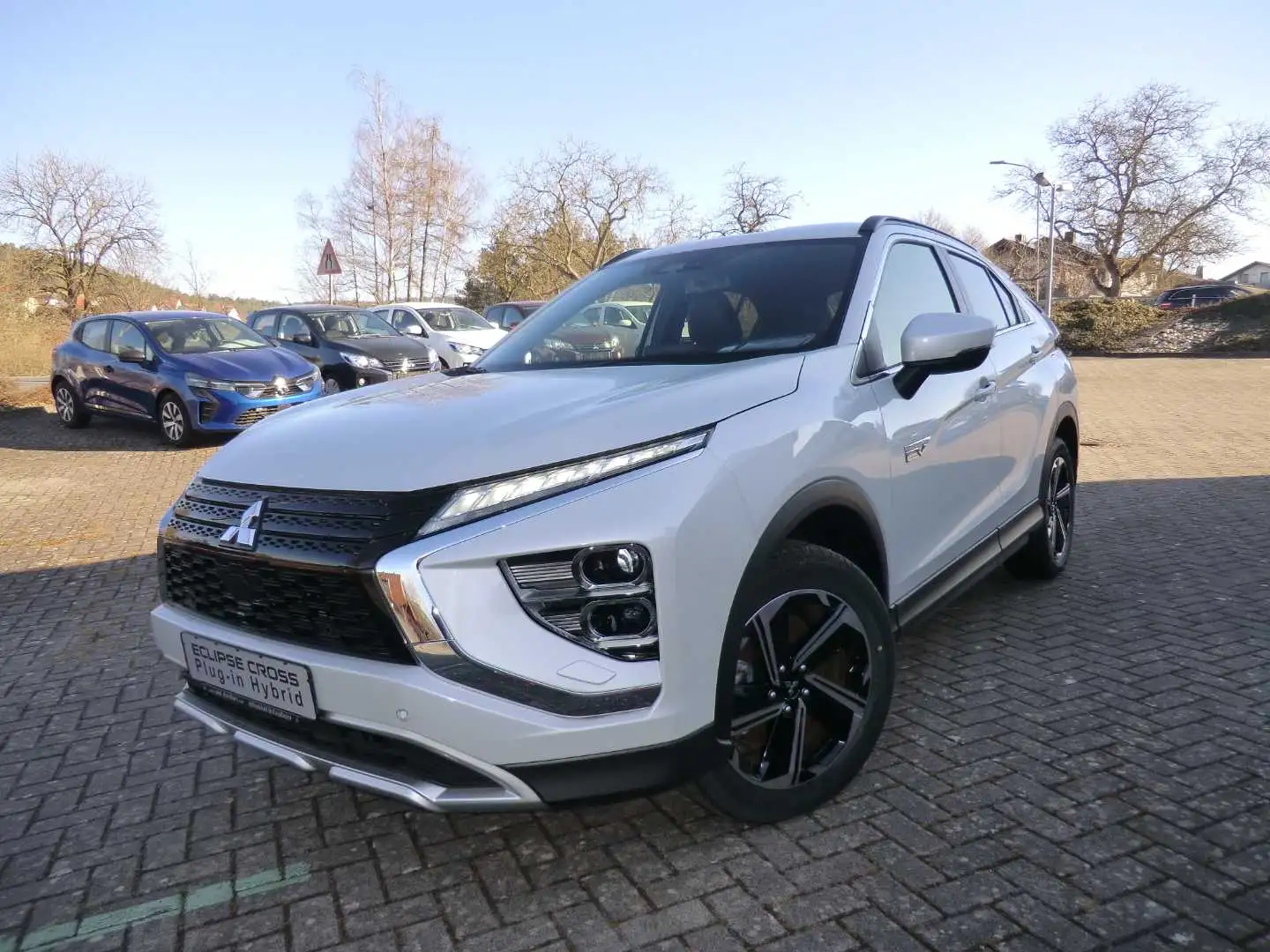 Mitsubishi Eclipse Cross Plug-in Hybrid PLUS 2.4 MIVEC 4WD Weiß - 1