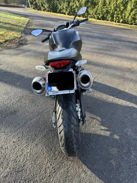 Ducati Monster 696 - foto 4