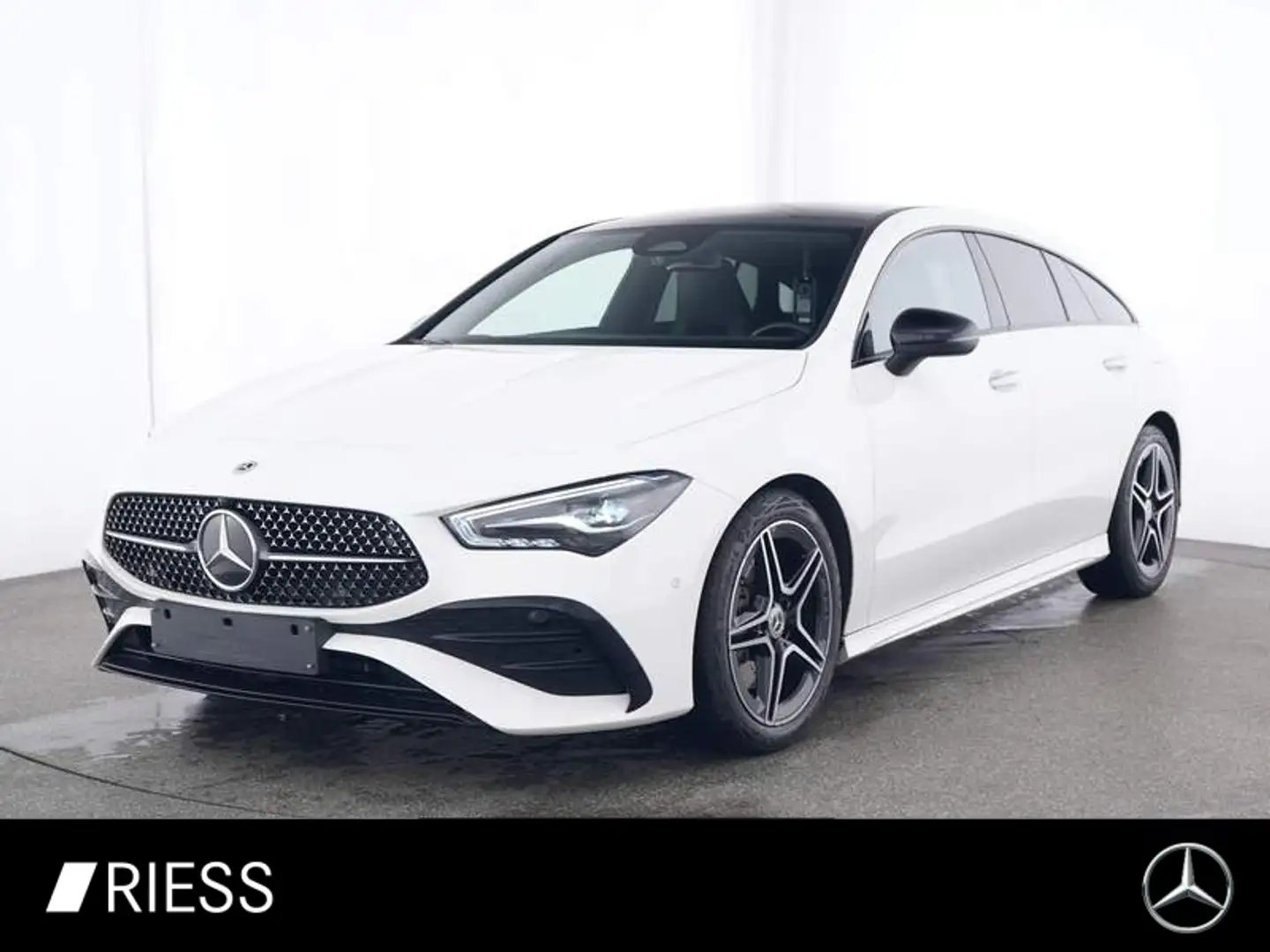 Mercedes-Benz CLA 200 SB AMG Sport Night Leder Pano Ambi Kamera Wit - 1