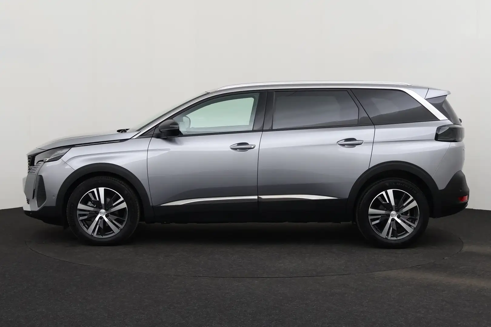 Peugeot 5008 ALLURE 1.2 i MHEV 136 PK e-DCS6 + 7PL. + A/T + G Grijs - 2