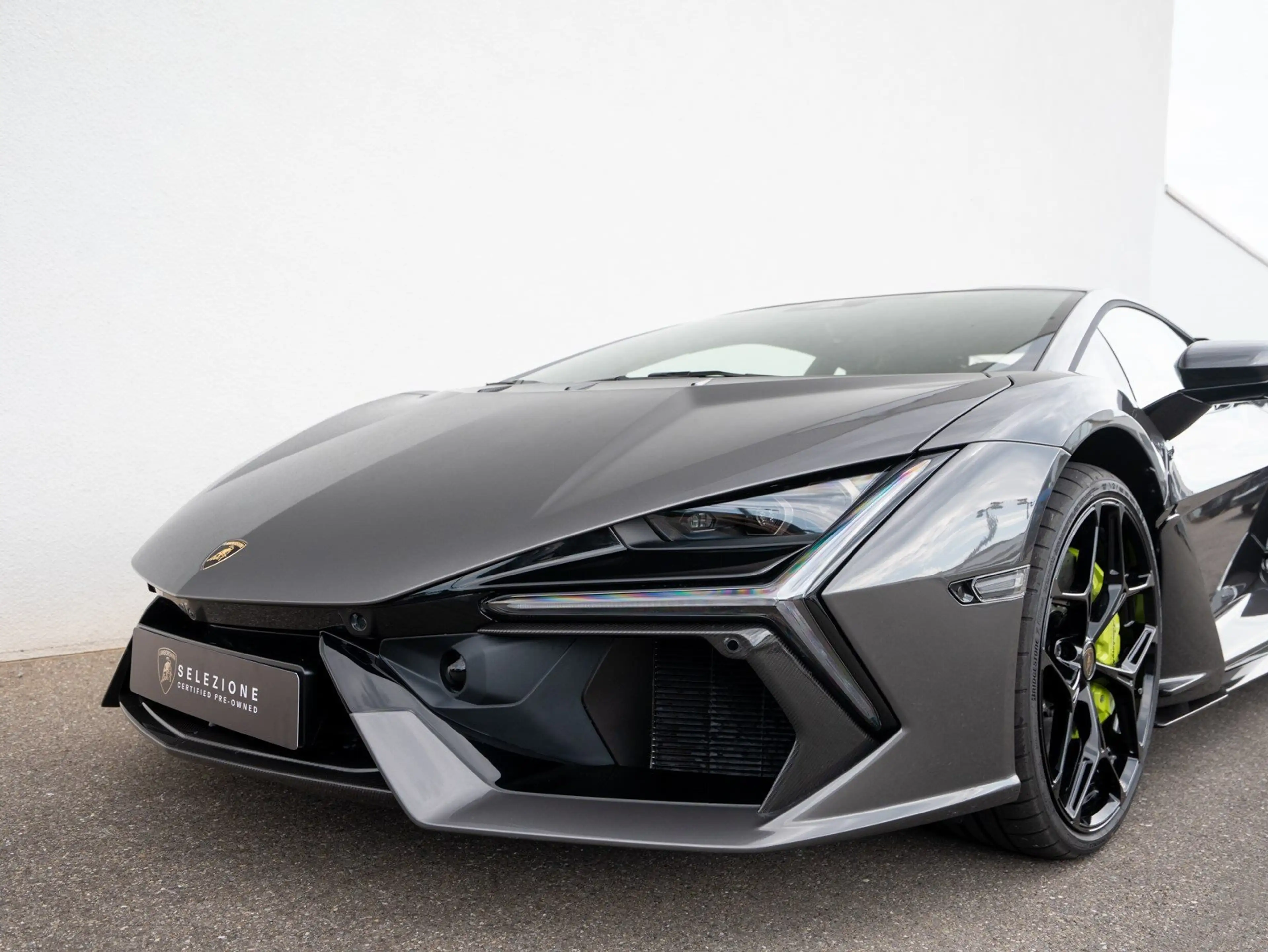 Lamborghini Revuelto V12 | CARBON | CORSA-TEX | PASSENGER-DISPLAY | FUL — photo 15