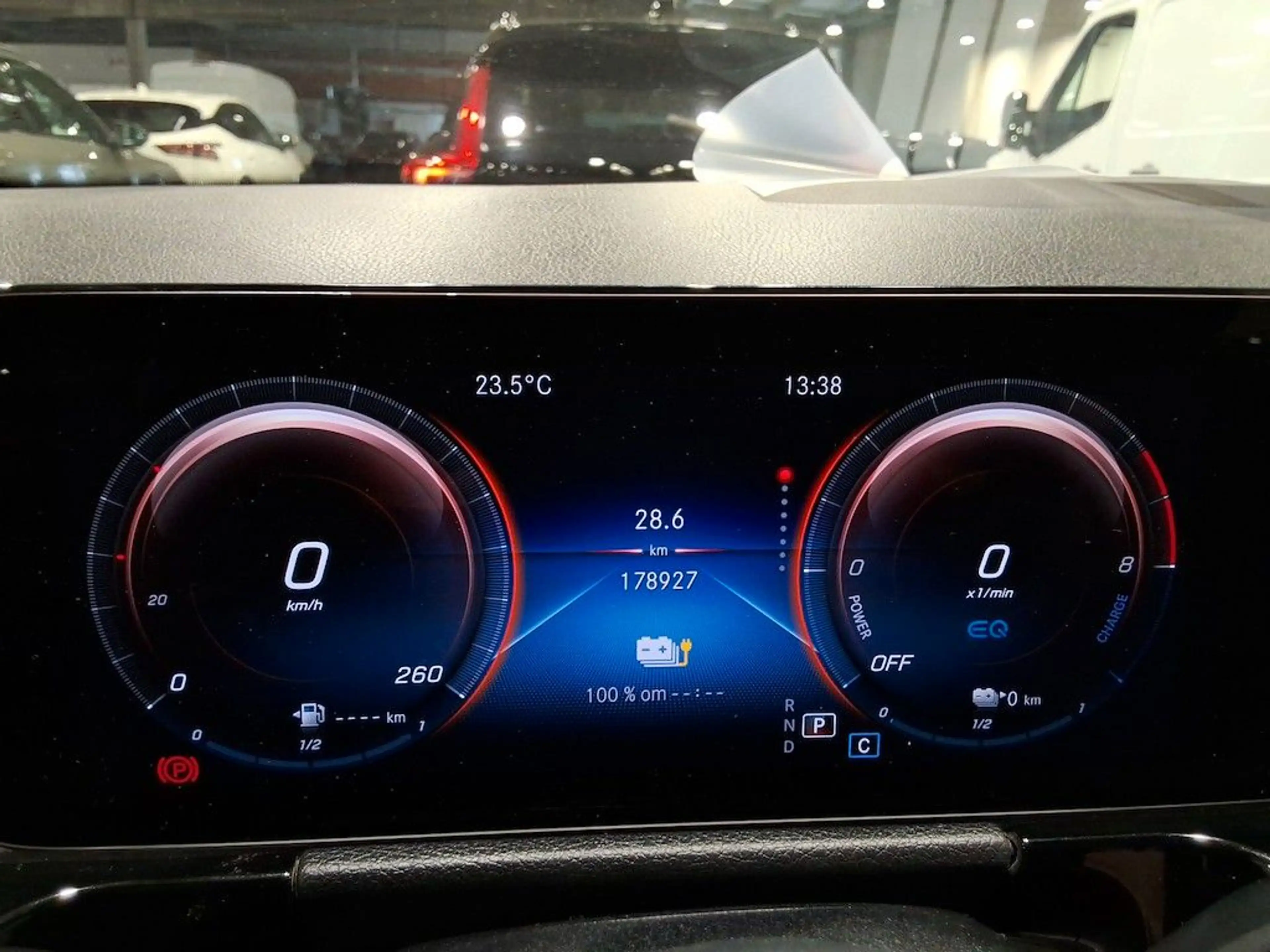 Mercedes-Benz GLA 250 1.3 GLA 250 E DCT BUSINESS  Plug-in-Hybrid — photo 6