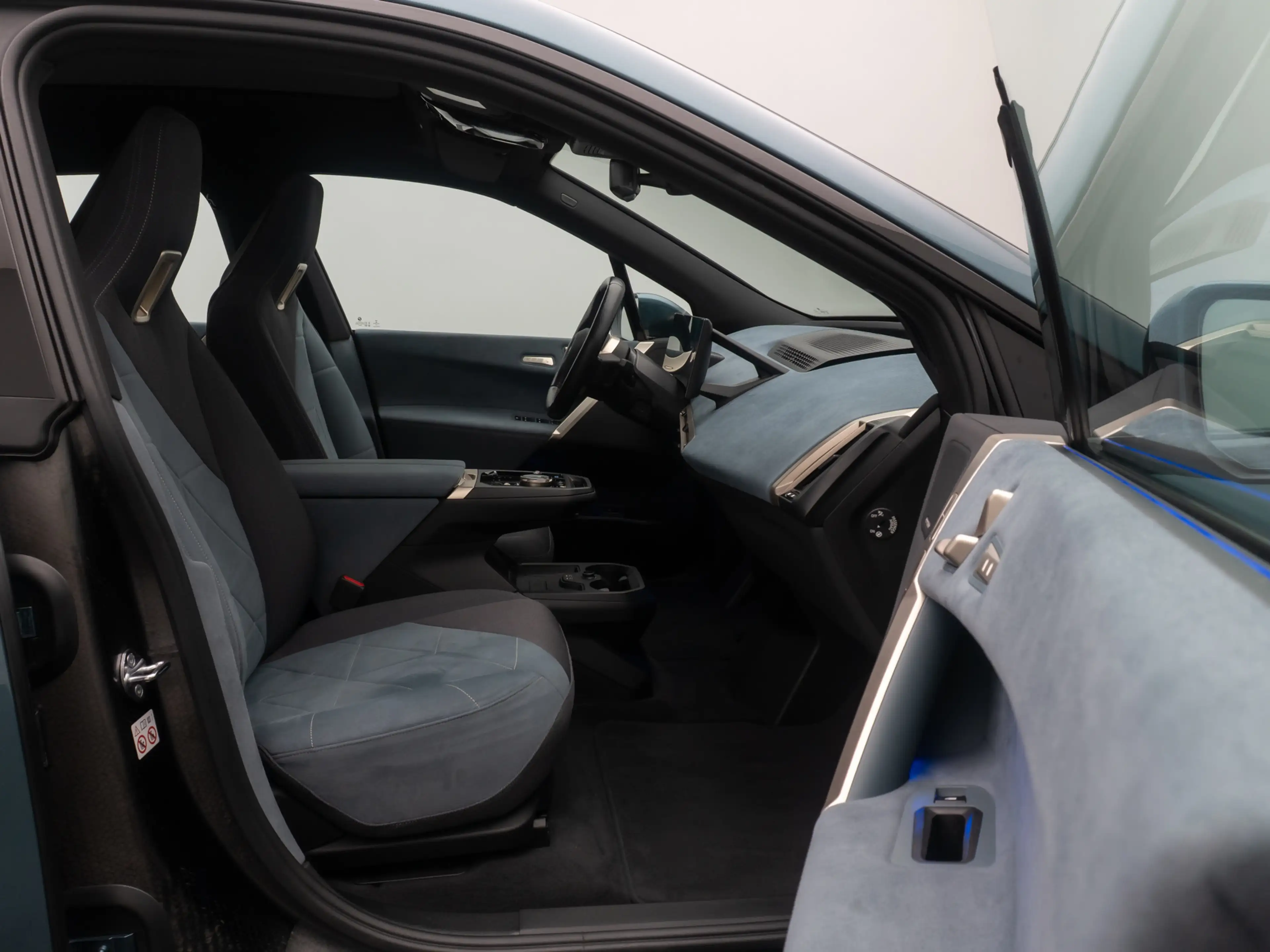 BMW iX Sport AHK SkyLounge 360° DAB H K 22Zoll — photo 23