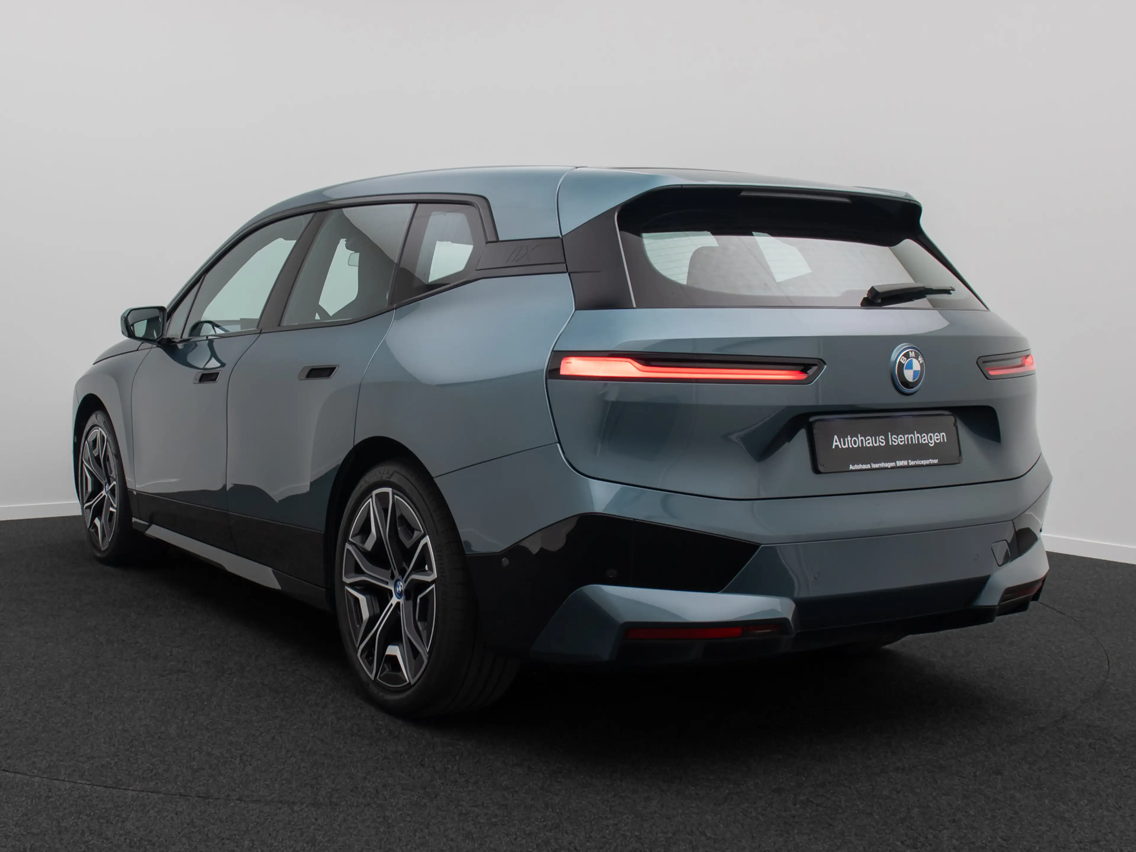 BMW iX Sport AHK SkyLounge 360° DAB H K 22Zoll — photo 9