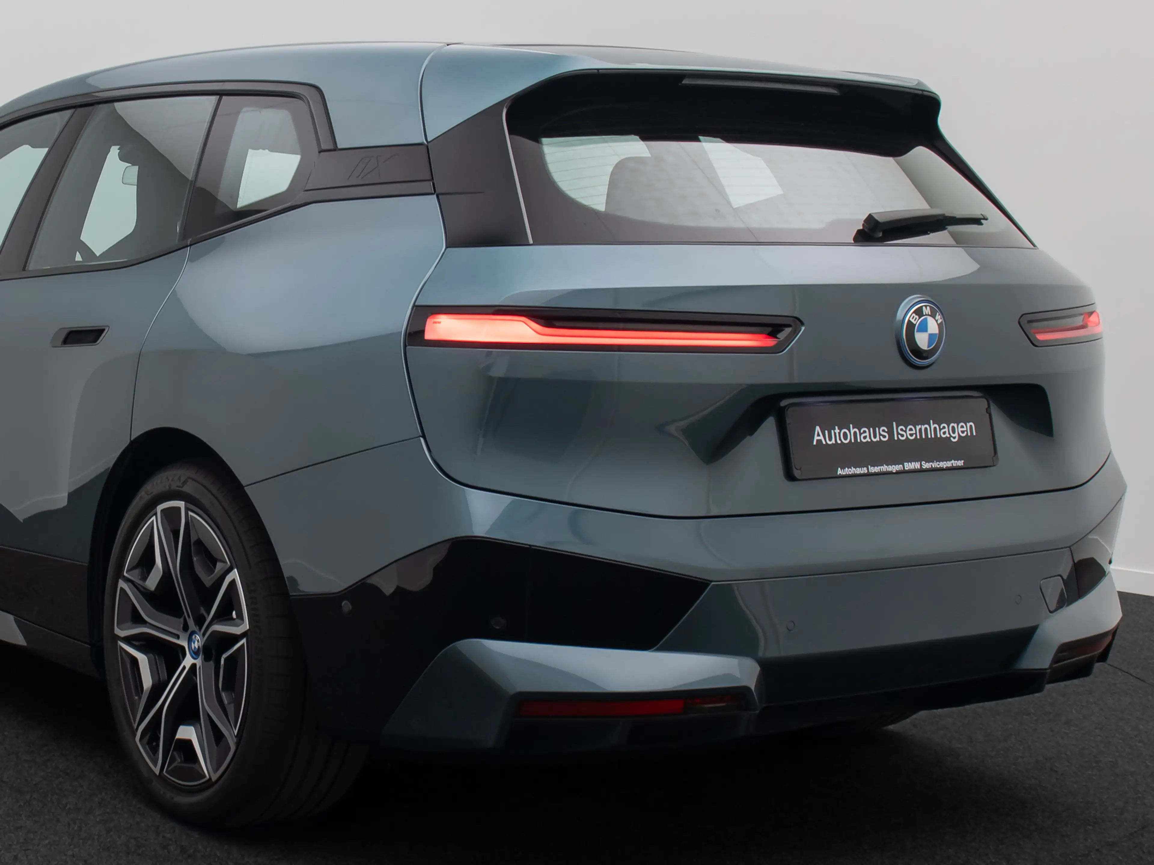 BMW iX Sport AHK SkyLounge 360° DAB H K 22Zoll — photo 15